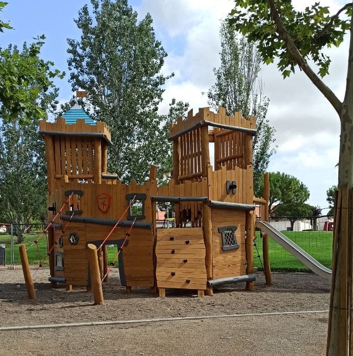 Parque infantil en Oelde, Alemania. - Huck Spain